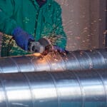 soldagem-arco-de-aco-no-canteiro-de-obras